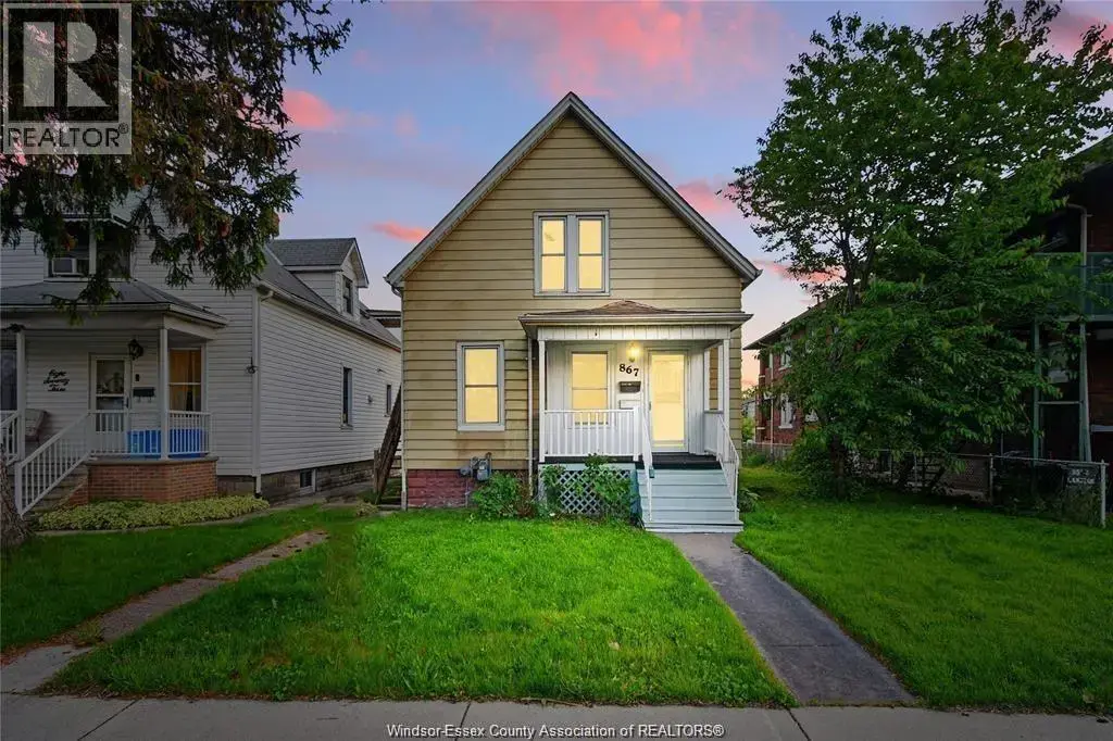 867 Langlois, Windsor